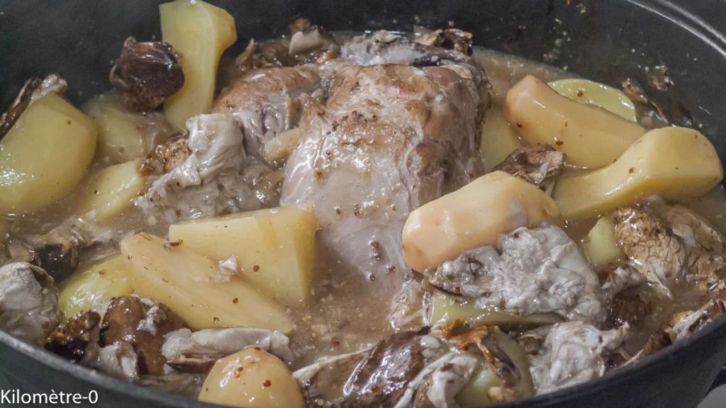 Palette de porc aux pommes de terre et champigons - Étape 10