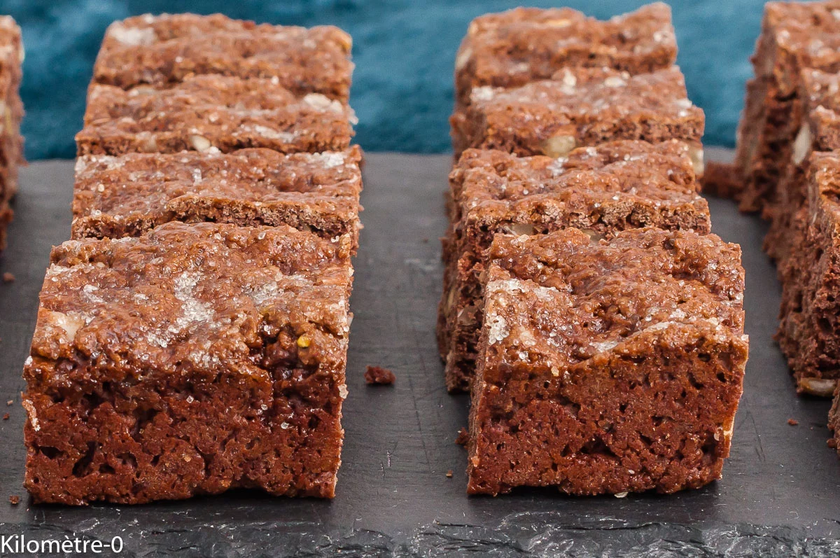 Photo de recette de Noël, Allemagne, allemand, facile, gâteau, rapide, chocolat, fruits secs, pain de Berlin, berliner brot, Noël allemand, Noël, desserts de Noël, gâteaux de Noël, spécialités de Noël, Kilomètre-0, blog de cuisine réalisée à partir de produits de saison et issus de circuits courts