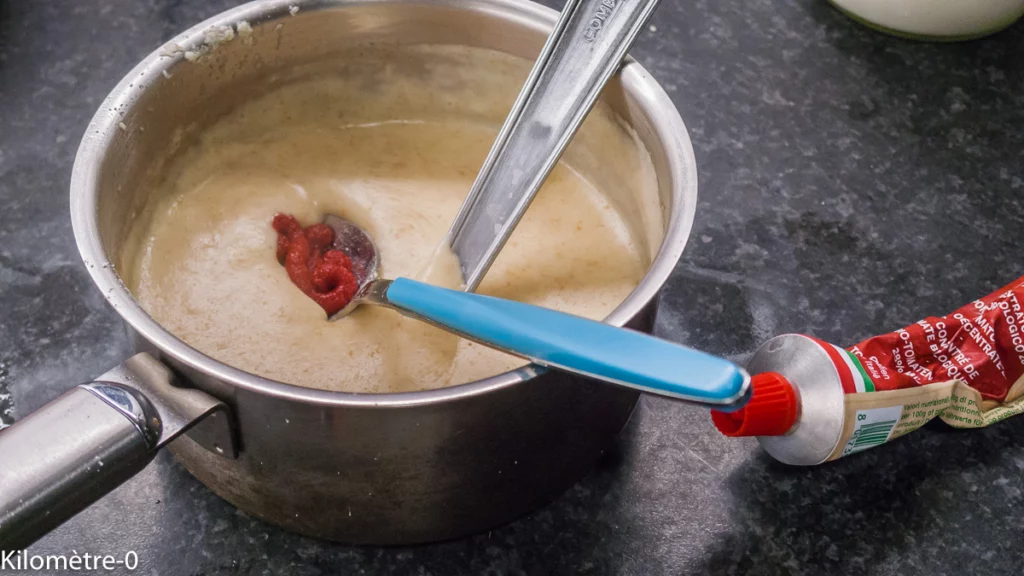 Gratin de chou fleur au saumon, sauce aurore - Étape 3