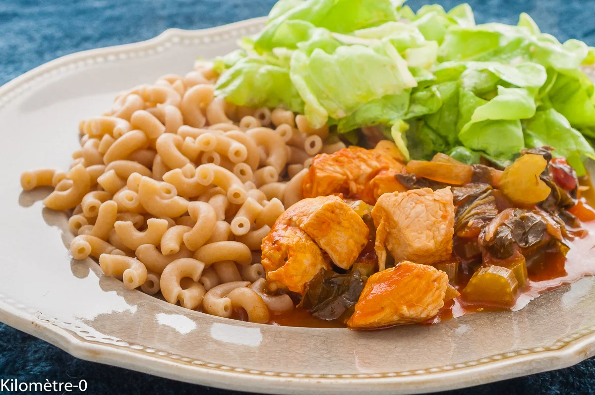 Photo de recette d'escalopes, viande, porc, cuisine italienne, facile, mijoté, céleri branche, Kilomètre-0, blog de cuisine réalisée à partir de produits de saison et issus de circuits courts
