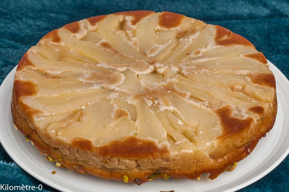Photo de recette de gâteau, dessert, fondant, moelleux, fruits, automne, hiver, poires, pistaches, ricotta,bio, healthy, Kilomètre-0, blog de cuisine réalisée à partir de produits de saison et issus de circuits courts