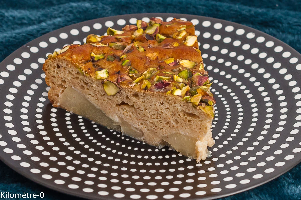 Photo de recette de gâteau, dessert, fondant, moelleux, fruits, automne, hiver, poires, pistaches, ricotta, Kilomètre-0, blog de cuisine réalisée à partir de produits de saison et issus de circuits courts