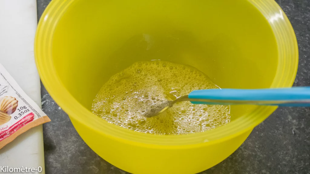 Madeleines salées olives emmental - Étape 3