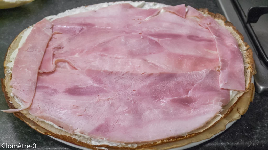 Crêpes salées roulées au jambon et au fromage frais - Étape 8