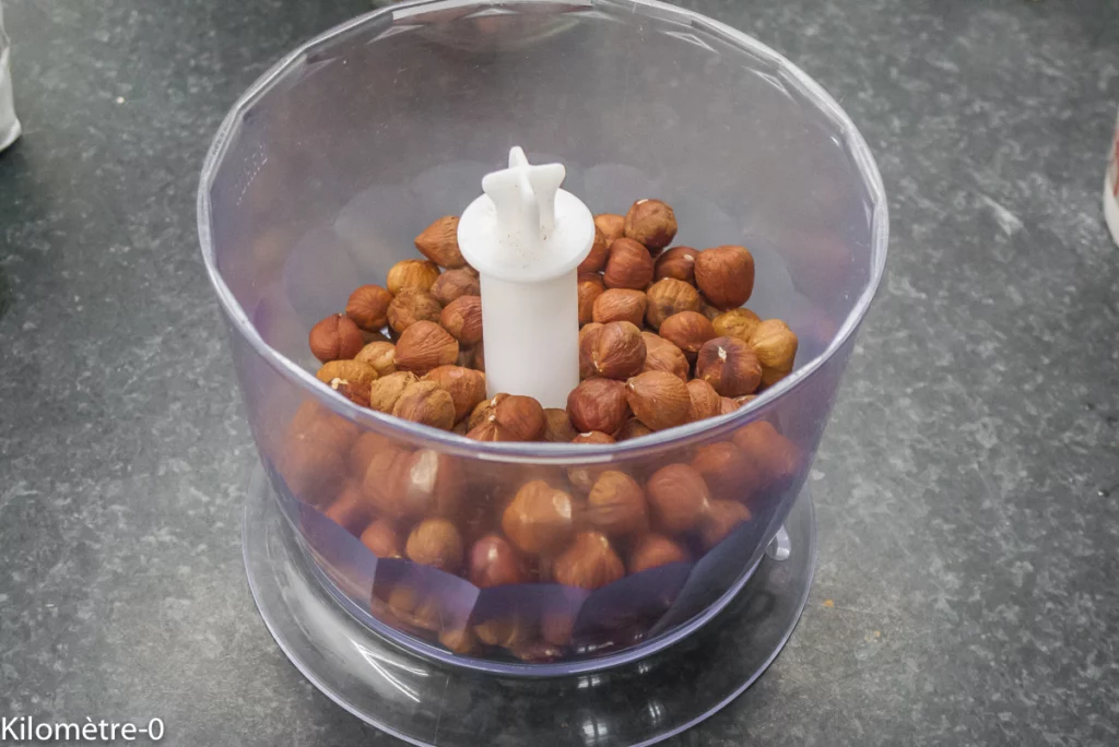 Biscuit moelleux aux noisettes et chocolat - Étape 4