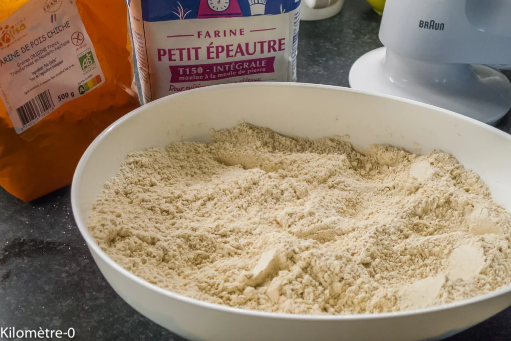 Gâteau du matin aux bananes et la farine de petit épeautre et de pois chiches - Étape 2