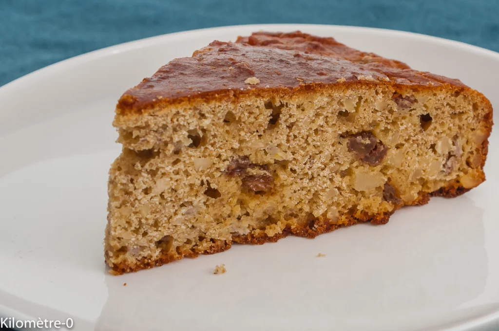Gâteau du matin à la farine de petit épeautre et de pois chiches aux noix de cajou et raisins secs - Étape 8