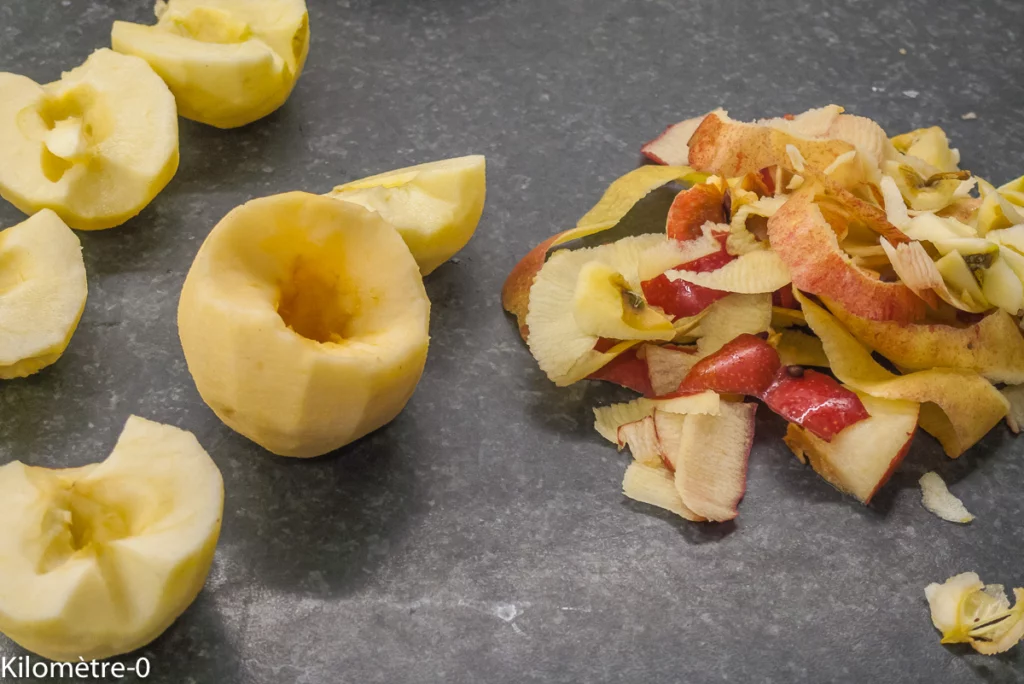 Gâteau du matin à la compote de pommes, aux bananes et aux farines de pois chiches et de petit épeautre - Étape 1