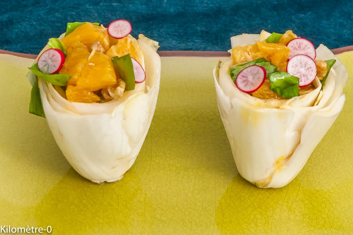 Photo de recette de légumes, fleurs, belle, originale, endives, oranges, noix, bio, facile, Kilomètre-0, blog de cuisine réalisée à partir de produits de saison et issus de circuits courts