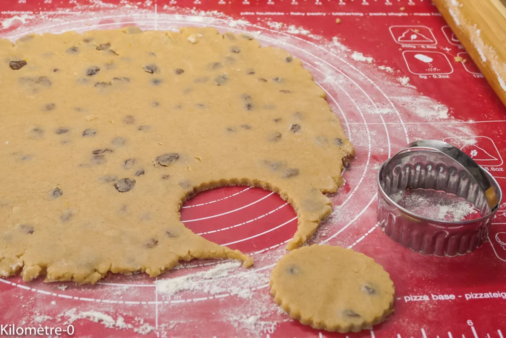 Easter biscuits, petits biscuits de Pâques anglais - Étape 6