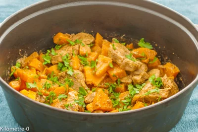 Photo de recette de porc, curry, lait de coco, mijoté, automne, printemps, facile, plat unique, viande,  Kilomètre-0, blog de cuisine réalisée à partir de produits de saison et issus de circuits courts