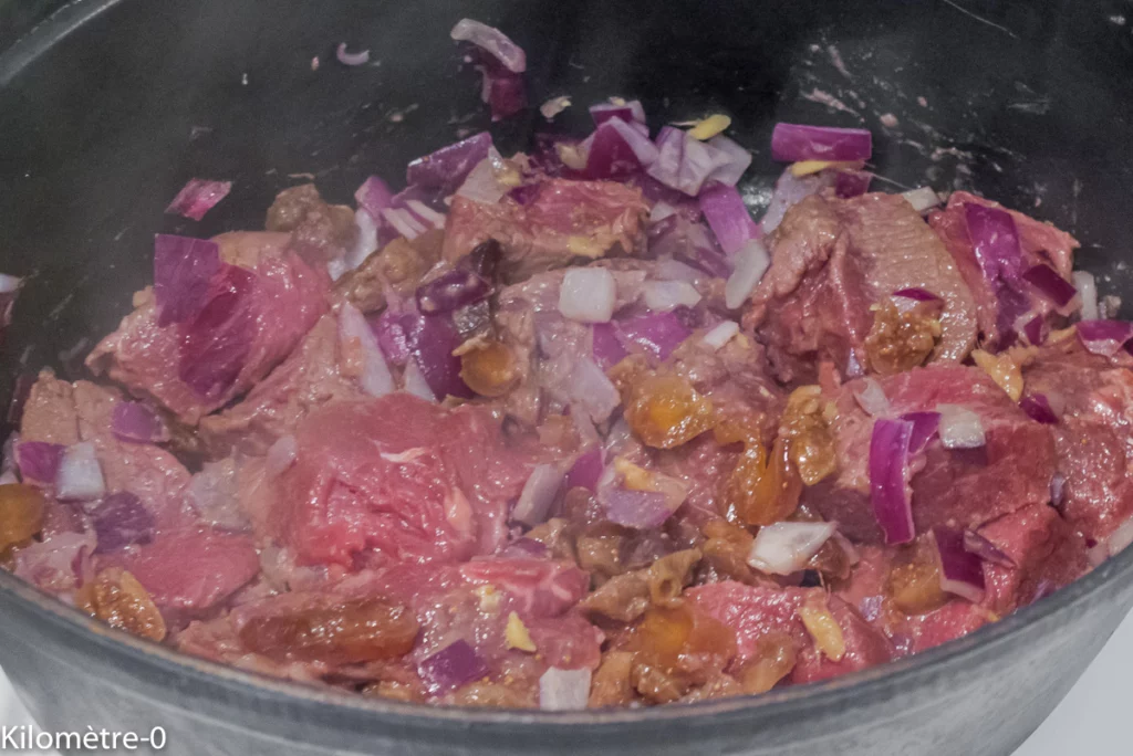 Bœuf mijoté aux fruits secs et aux carottes - Étape 4