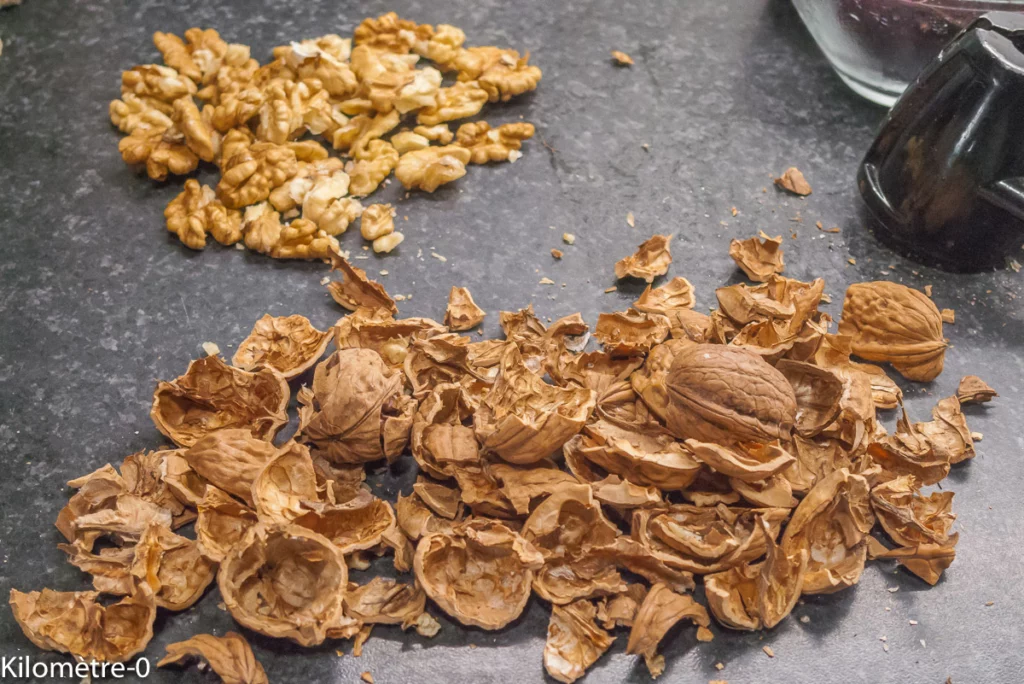 Salade de betteraves rouges aux noix et à la truite fumée - Étape 1