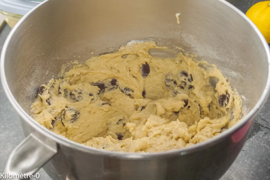 Gâteau à la ricotta, amandes, citron et palets de chocolat - Étape 5
