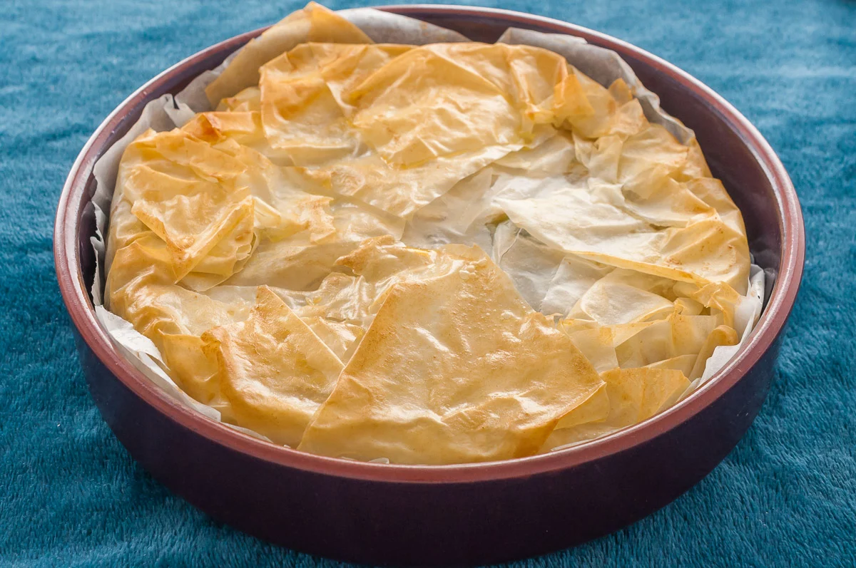Photo de recette de pastilla, poulet, amandes, cuisine du monde, cuisine marocaine, Maroc, facile, feuilles de filon Kilomètre-0, blog de cuisine réalisée à partir de produits de saison et issus de circuits courts