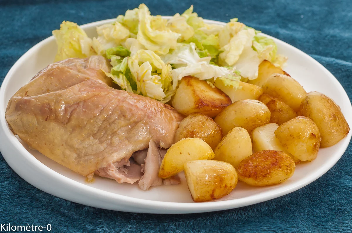 Photo de recette de poulet du dimanche, poulet rôti, moelleux, tendre, pommes de terre, nouvelles, facile, volaille, Kilomètre-0, blog de cuisine réalisée à partir de produits de saison et issus de circuits courts