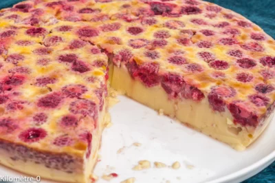 Photo de recette de dessert, flan, framboises, fruits rouges, laitage, facile, rapide, printemps, été, bio, healthy, Kilomètre-0, blog de cuisine réalisée à partir de produits de saison et issus de circuits courts