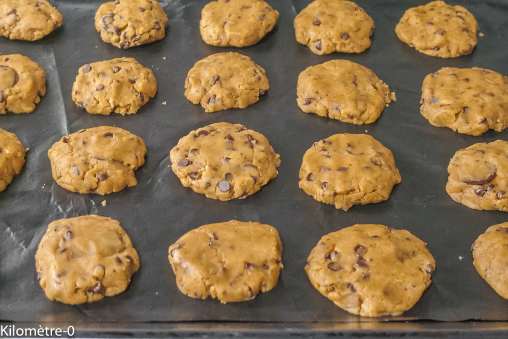 Cookies au beurre de cacahuètes et pépites de chocolat - Étape 8