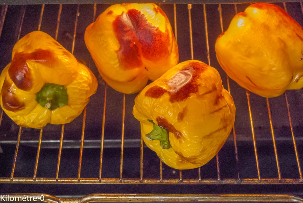 Salade de quinoa, poivrons, carottes et oeufs durs - Étape 1