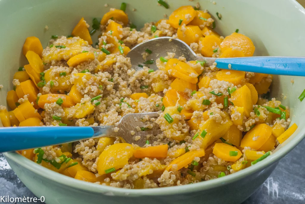 Salade de quinoa, poivrons, carottes et oeufs durs - Étape 8