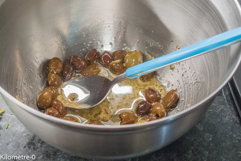 Salade de bar aux carottes cuites et olives - Étape 4