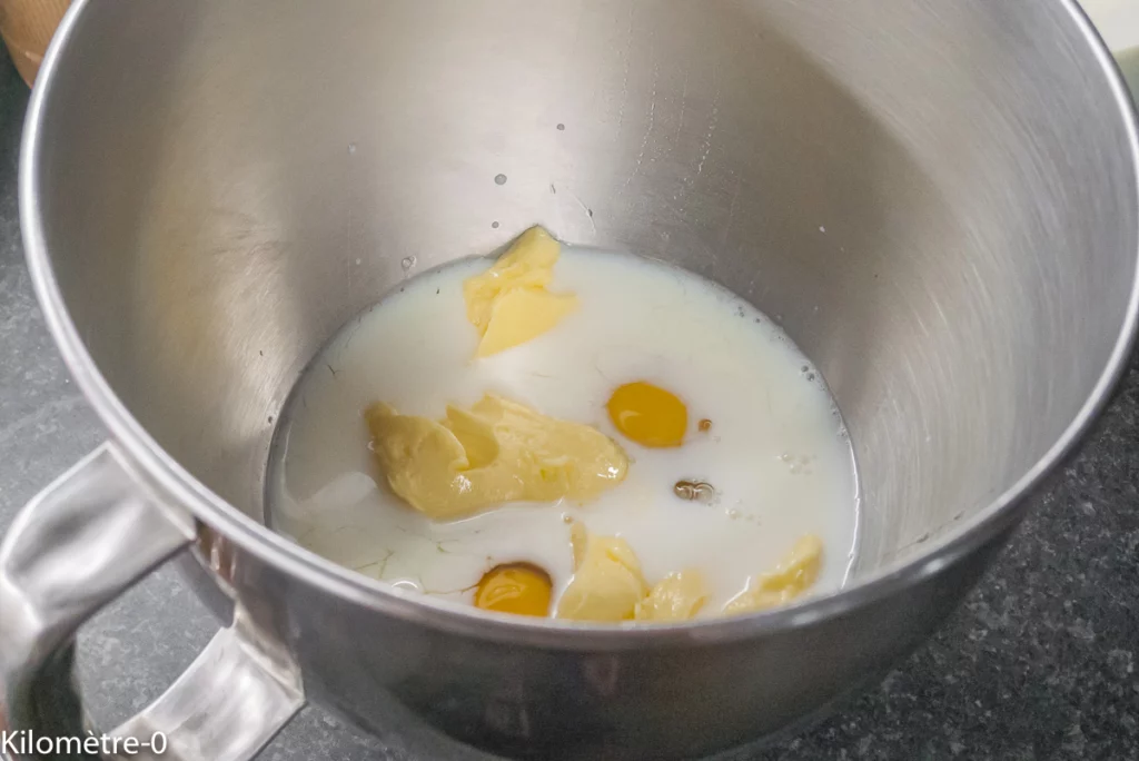 Cake rustique à la farine de pois chiches et de blé noir, au chorizo et tomates confites - Étape 1