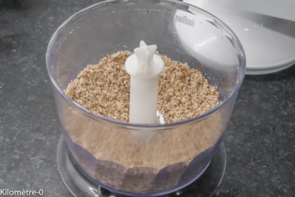 Gâteau fondant aux abricots, amandes et amaretto - Étape 2