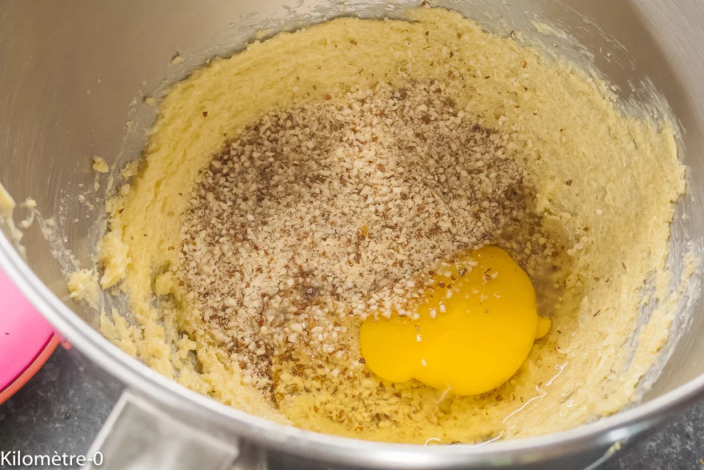 Gâteau fondant aux abricots, amandes et amaretto - Étape 4