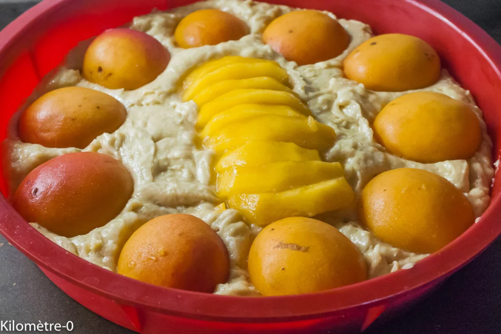 Gâteau du matin moelleux aux abricots et aux amandes - Étape 4