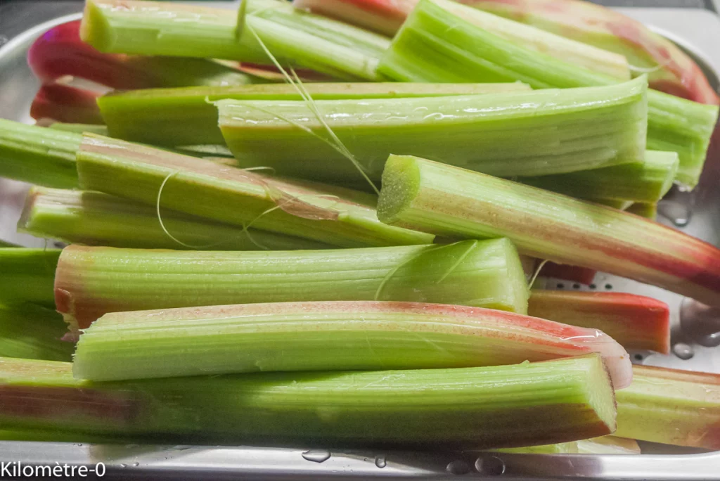 Gâteau moelleux à la rhubarbe - Étape 1