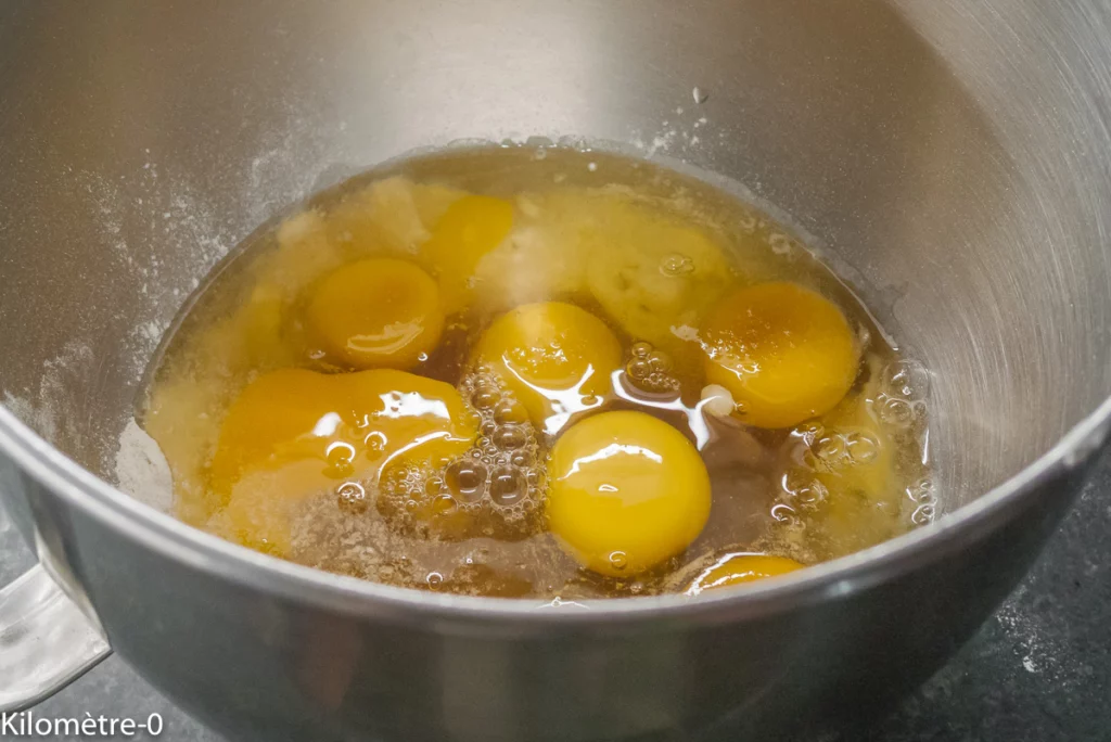 Clafoutis à la rhubarbe avec son streusel aux amandes - Étape 3
