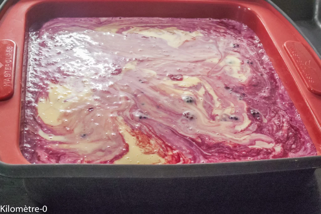 Dessert fondant aux yaourts et aux mûres - Étape 6