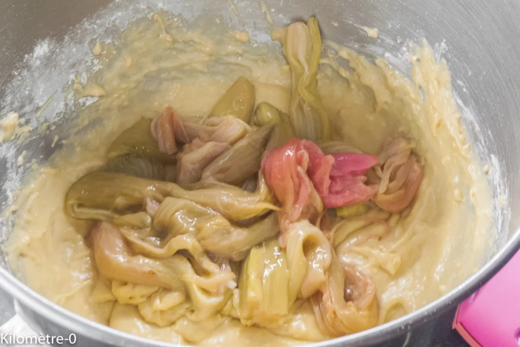 Gâteau moelleux à la rhubarbe - Étape 7