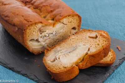 Photo de recette de Gâteau du matin, cake,  pêches, fruits, été,  amande, farine d'amande, facile, bio, rapide, healthy, Kilomètre-0, blog de cuisine réalisée à partir de produits de saison et issus de circuits courts