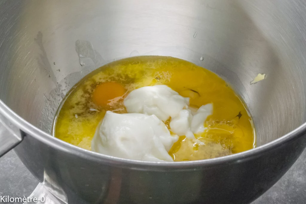 Gâteau du matin à la farine de lupin, à la farine de blé ancien et aux palets de chocolat - Étape 1