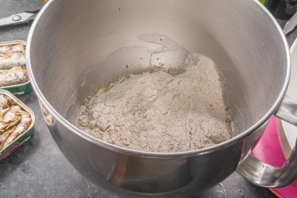 Cake salé aux sardines et à la farine de blé noir (sarrasin) - Étape 3