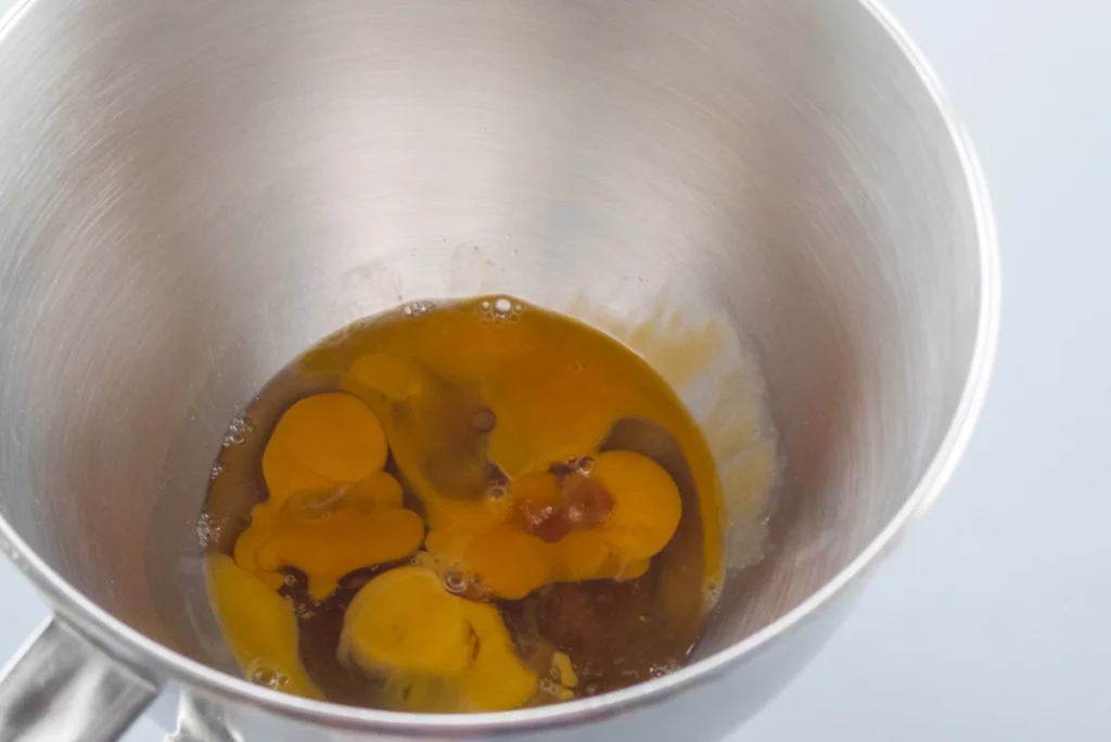 Gâteau à la crème et noix de coco facile - Étape 1