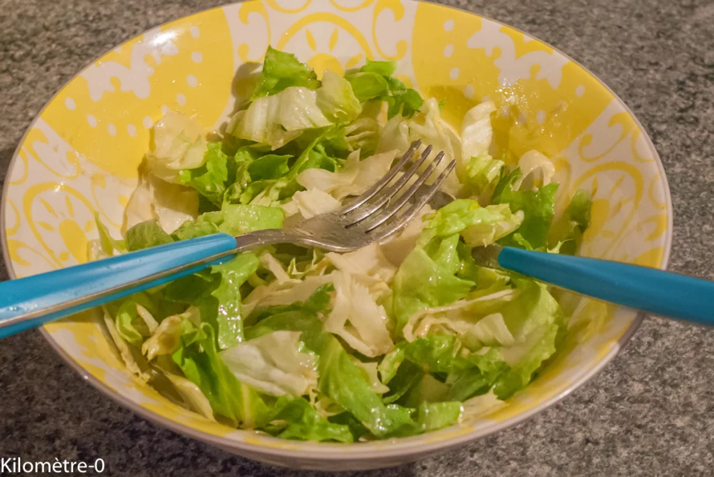 Patates douces au four, halloumi poêlé et grenade sur un lit de salade - Étape 4