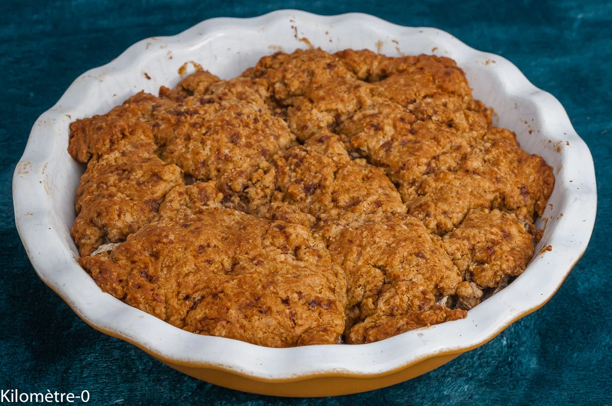Photo de recette de gâteau, dessert, cobbler, pommes, bananes, fruits, facile, rapide, automne, hiver, printemps, bio, Kilomètre-0, blog de cuisine réalisée à partir de produits de saison et issus de circuits courts