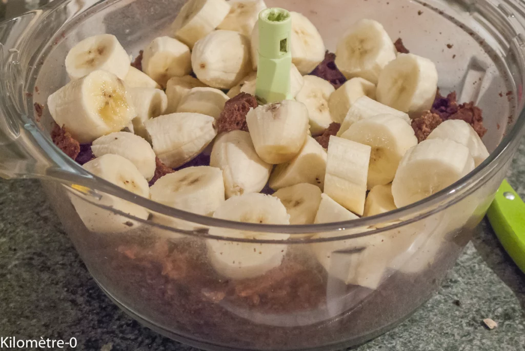 Gâteau du matin au pain perdu, au chocolat et bananes - Étape 2