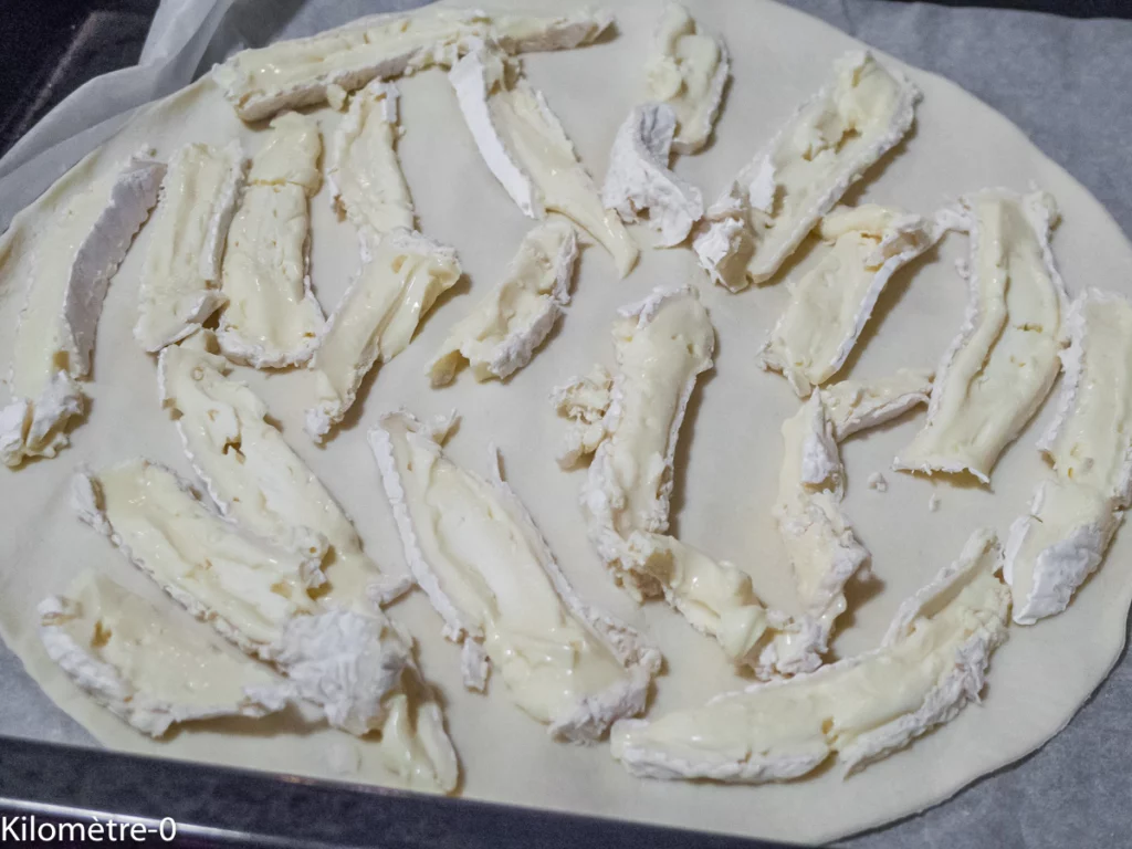 Tarte au camembert et aux graines de grenade - Étape 1