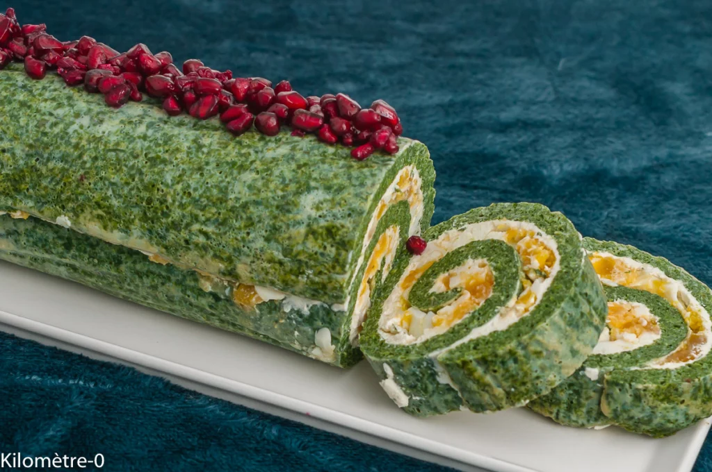Roulé aux épinards garni de fromage échalote ciboulette et d&rsquo;oeufs durs - Étape 11