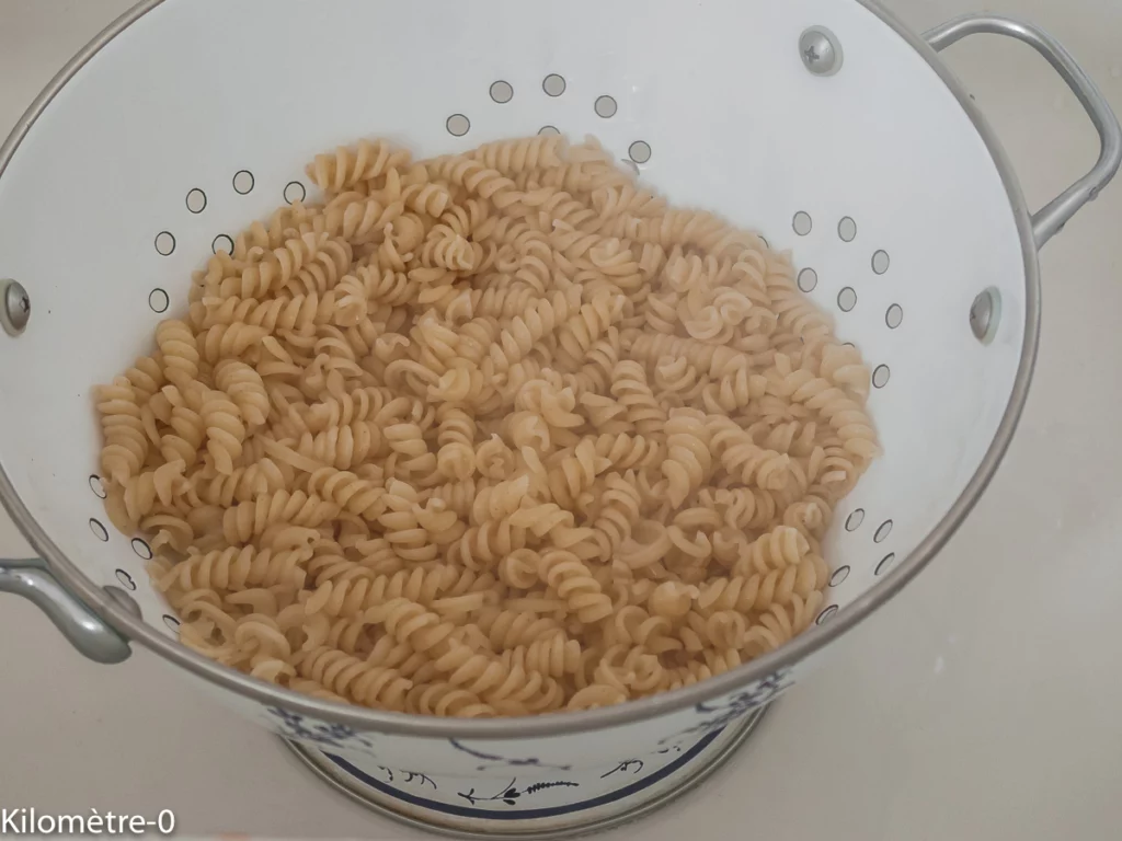 Taboulé aux pois cassés, aux pâtes, petits pois, crevettes et pétoncles - Étape 2