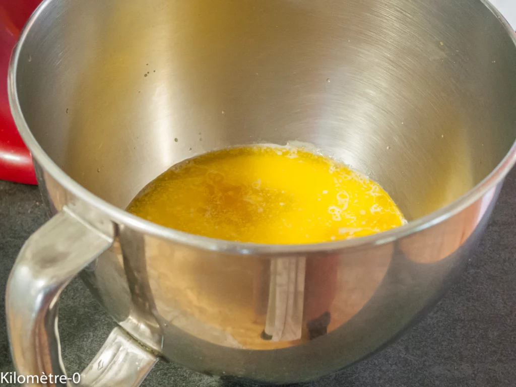 Gâteau du matin aux amandes, deux farines (petit épeautre et pois chiche) et cranberries - Étape 2