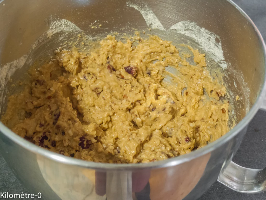 Gâteau du matin aux amandes, deux farines (petit épeautre et pois chiche) et cranberries - Étape 5