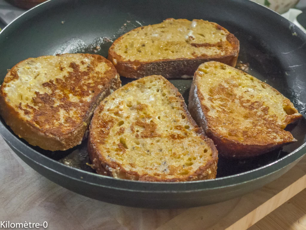 Pain perdu salé aux champignons bruns et à l’emmental - Étape 4