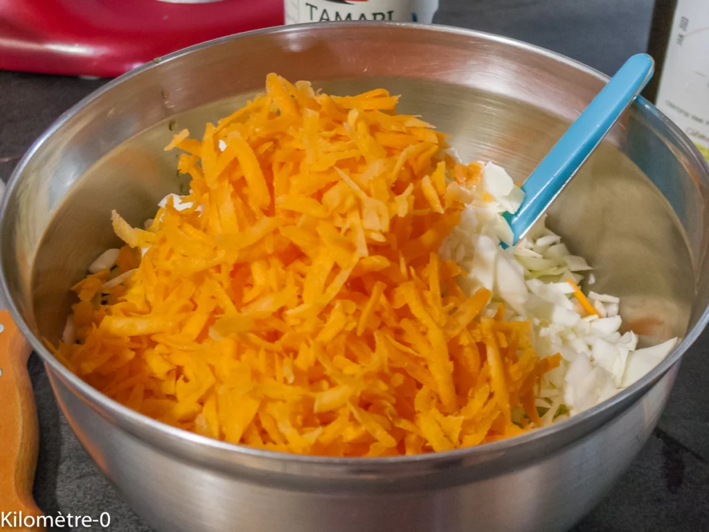 Salade de chou, carottes, ananas et cranberries - Étape 5