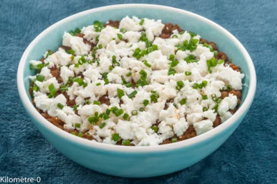 Photo de recette de potage, soupe, lentilles, légumineuses,  fromage, fêta, facile, économique, végé, végétairen, Kilomètre-0, blog de cuisine réalisée à partir de produits de saison et issus de circuits courts