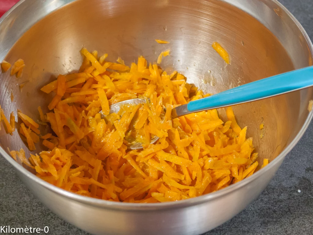 Salade de cresson aux carottes nouvelles, avocat et crevettes - Étape 1