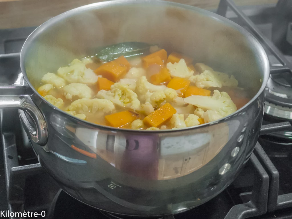 Velouté de chou fleur à la patate douce et au maïs - Étape 6